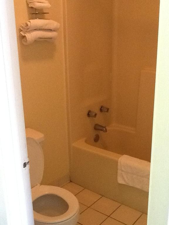 Relax Inn - Lakeland Room photo